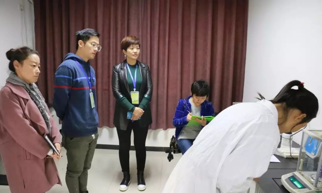 ����BC�����Ž����׽조BC������ְҵ��������