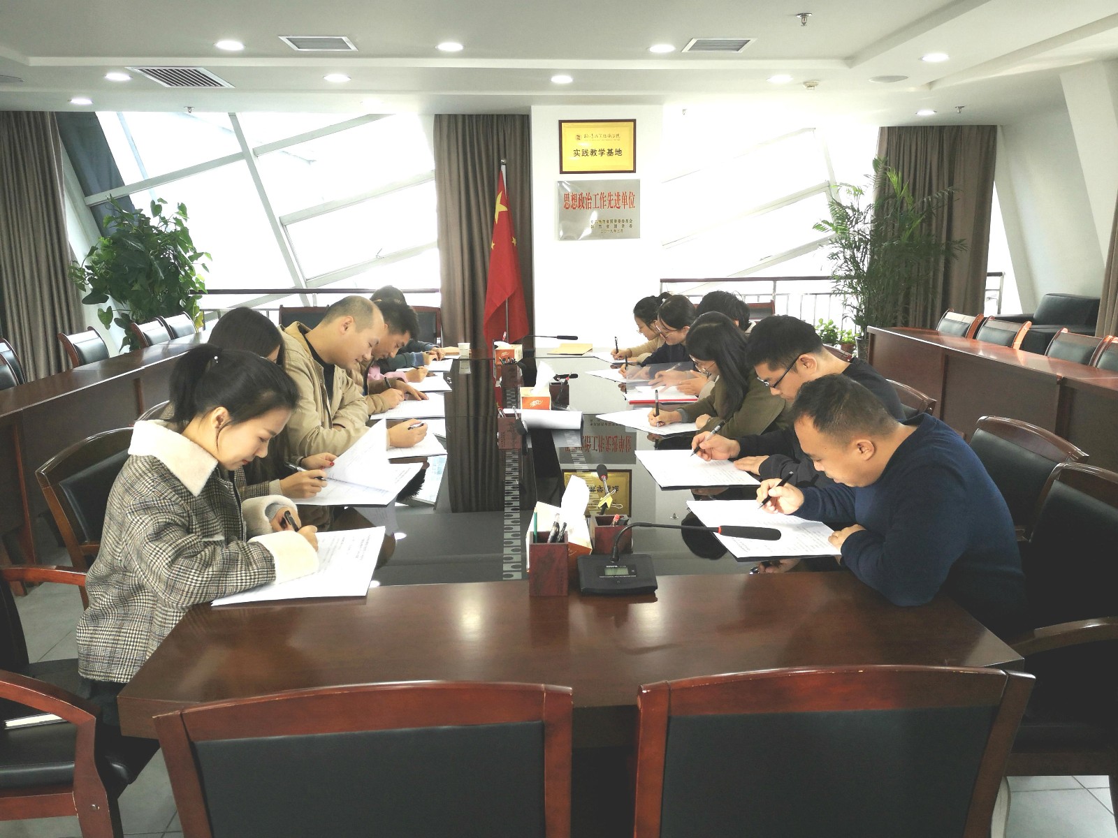 水环境公司党支部发展“思想政治理论进建月”知识问答活动 水环境公司党支部发展“思想政治理论进建月”知识问答活动