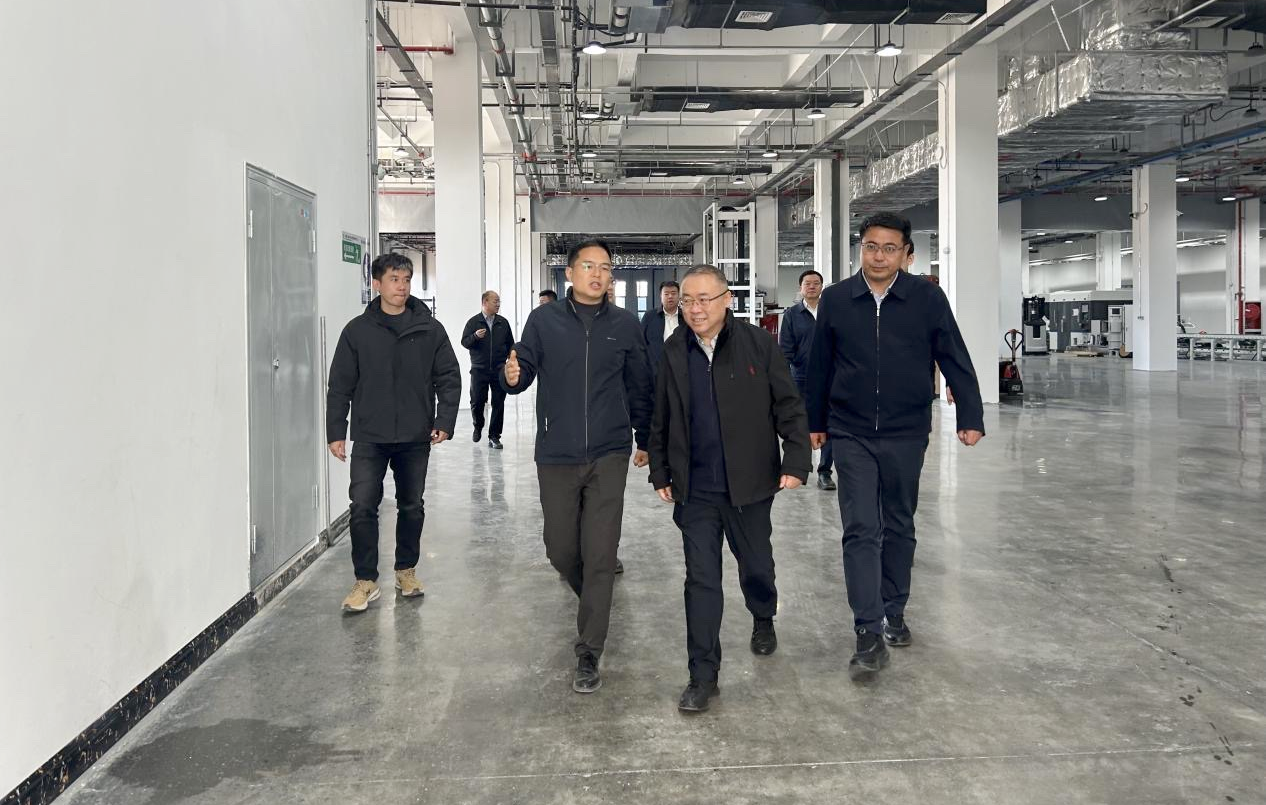 榆林市人大常委会党组书记、主任王国忠到绿色能源公司下属绿色储能公司调研 榆林市人大常委会党组书记、主任王国忠到绿色能源公司下属绿色储能公司调研